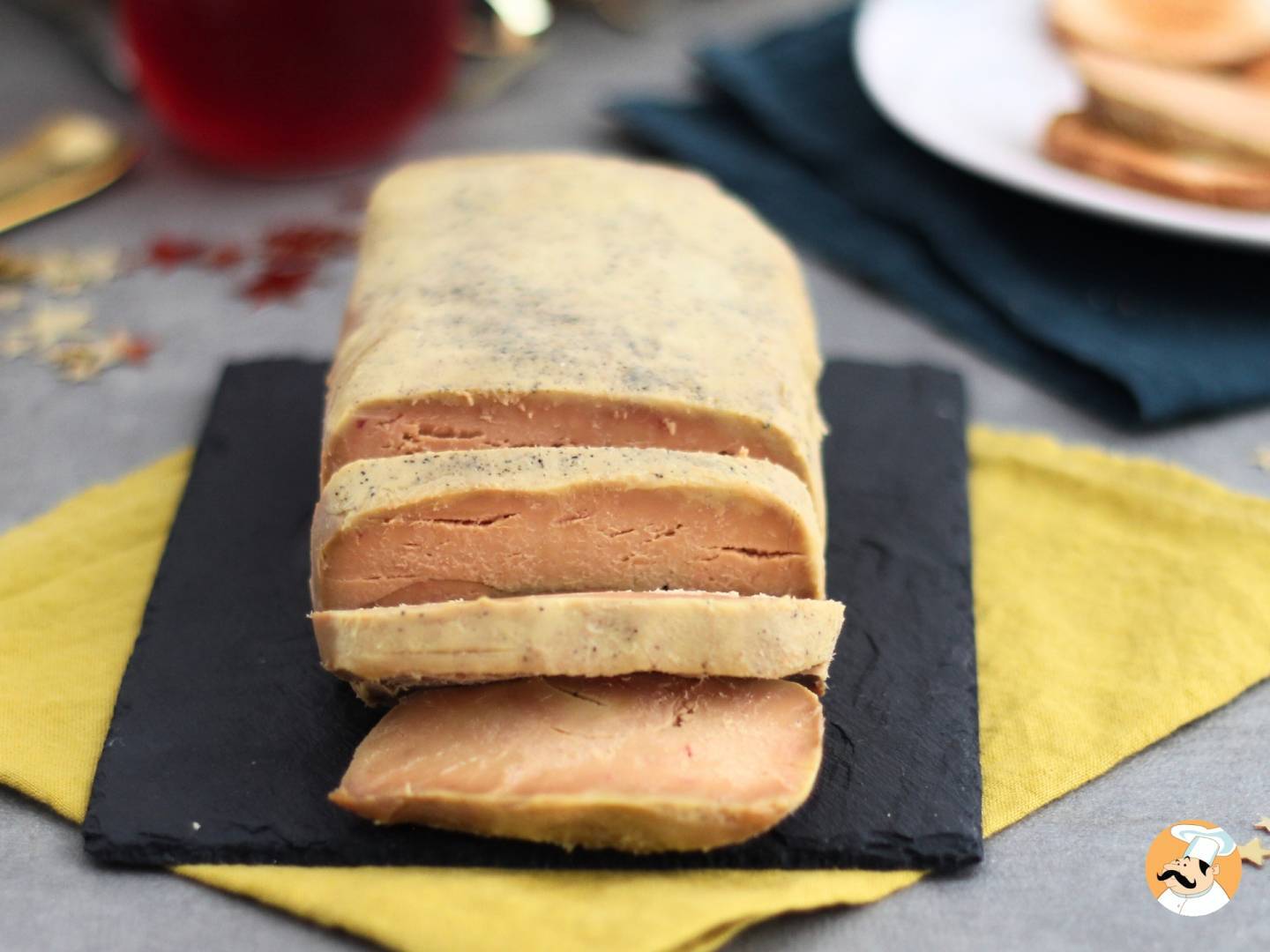 Wie kann man eine in Salz gegarte Foie gras ganz einfach für die Feiertage zubereiten? Wir erklären es Ihnen hier!