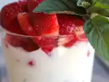 Rezept Erdbeeren mit limonen-minze-quark