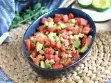 Rezept Wassermelonen-, feta-, avocado- und gurkensalat: extra frisch!