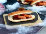 Rezept Halloween-hotdogs mit würstchen-fingern : schnell und gruselig
