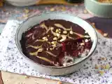 Rezept Overnight oat rote früchte und schokolade, ein gesundes und sättigendes frühstück!