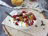 Rezept Skyr bowl mit roten früchten, erdnussbutter und schokolade