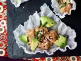 Rezept Asiatische tacos: lachstartar in reis-chips