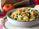 Rezept Proteinreicher quinoa-salat mit roten bohnen und mais