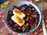 Rezept Rote-bete-salat mit gegrilltem halloumi