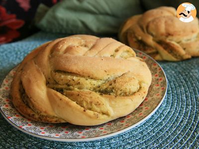 Rezept Zopfbrötchen mit grünem pesto