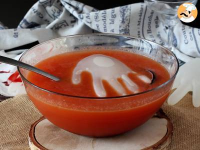 Rezept Halloween-cocktail mit handgeformtem eiswürfel - einfaches tutorial!