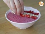 Smoothie Bowl mit roten Früchten - Zubereitung Schritt 3