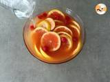 Rosa Sangria mit Roséwein - Zubereitung Schritt 3