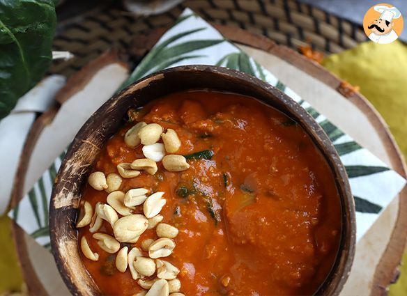 Afrikanische suppe: tomate, erdnuss und mangold – afrikanische ...