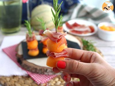 Aperitifspieße Melone, Schinken, Rosmarin - foto 3