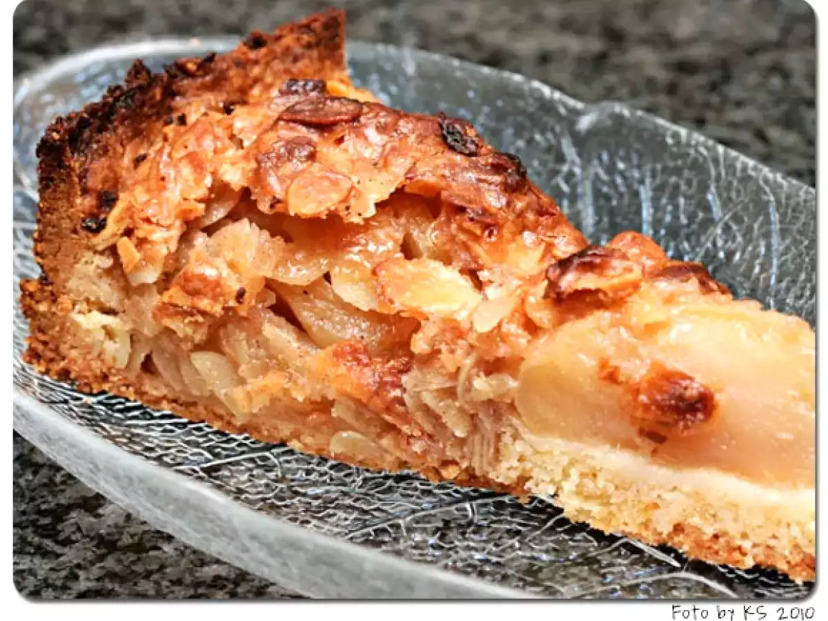 Apfelkuchen mit Mandelhaube