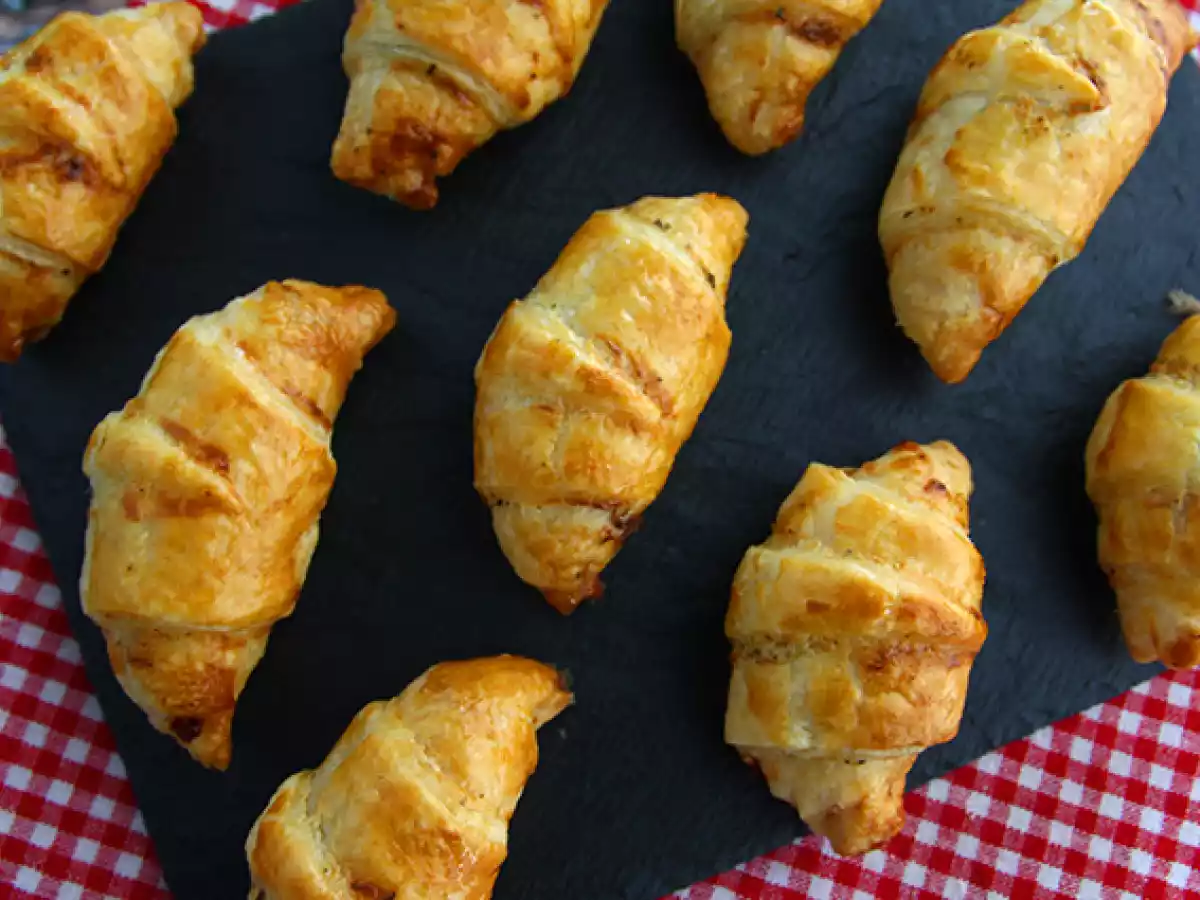 Blätterteigcroissants mit Schinken und Frischkäse - foto 3