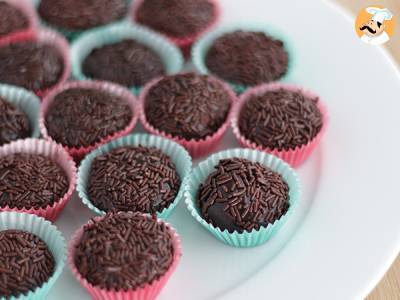 Brigadeiro, kleine brasilianische Süßigkeiten