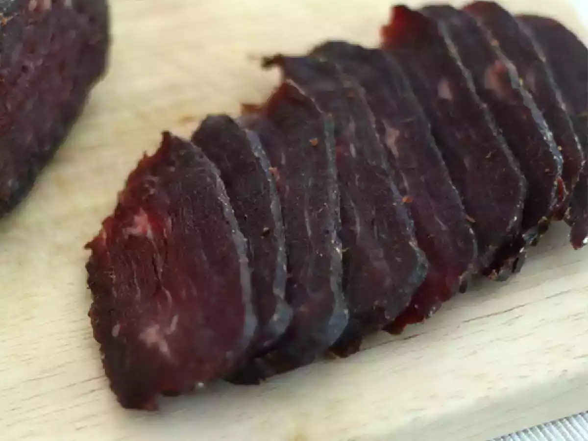 Bündnerfleisch oder getrocknetes Rindfleisch - foto 2