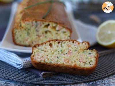 Cake mit Räucherlachs, Zitrone und Schnittlauch - foto 2