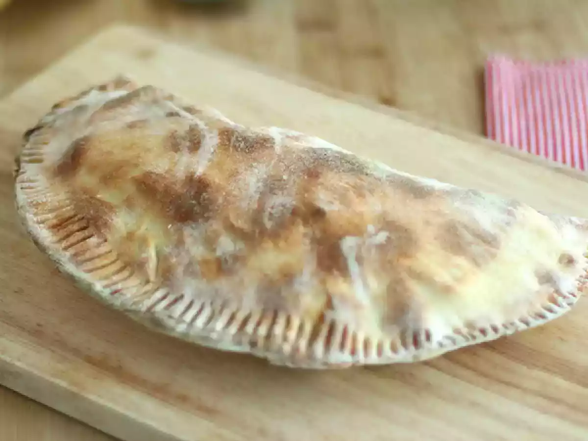 Chausson à la Raclette, die savoyische Calzone