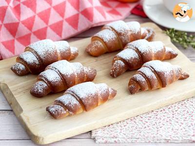 Croissants mit Kondensmilch