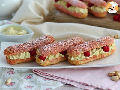 Eclairs mit Pistaziencreme und Himbeeren - foto 2