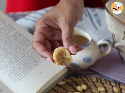 Erdnuss-Brigadeiro, eine köstliche brasilianische Süßspeise - foto 7