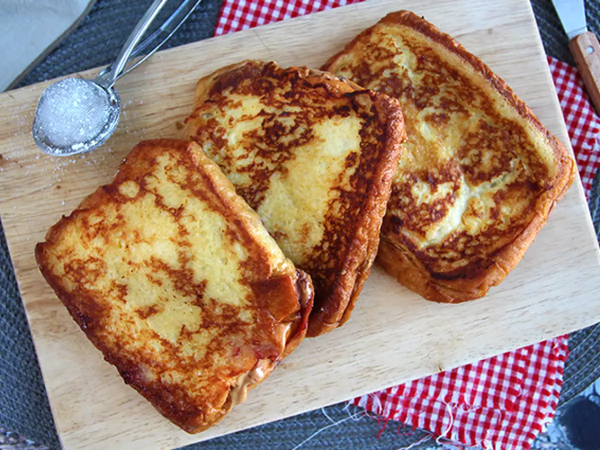 French Toast mit Erdnussbutter und Gelee - foto 2