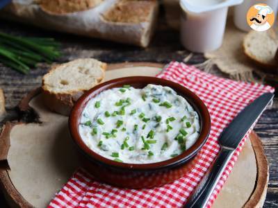 Frischer Faux-Mage Knoblauch und Kräuter (der vegane Käse auf Sojabasis!)