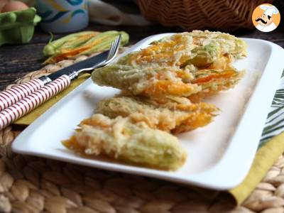 Gebratene Zucchiniblüten, das Rezept für Teig mit Sprudelwasser - foto 2