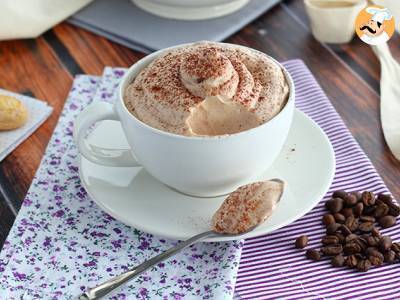 Gefrorener Cappuccino, ein köstliches Dessert aus Kaffee - foto 3