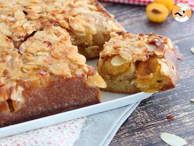 Gestürzter Kuchen mit Mirabellen und Mandeln - foto 2