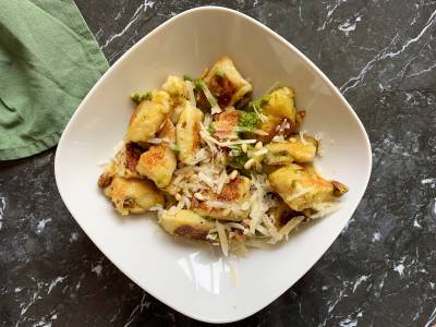 Gnocchi-Mozza mit grünem Pesto