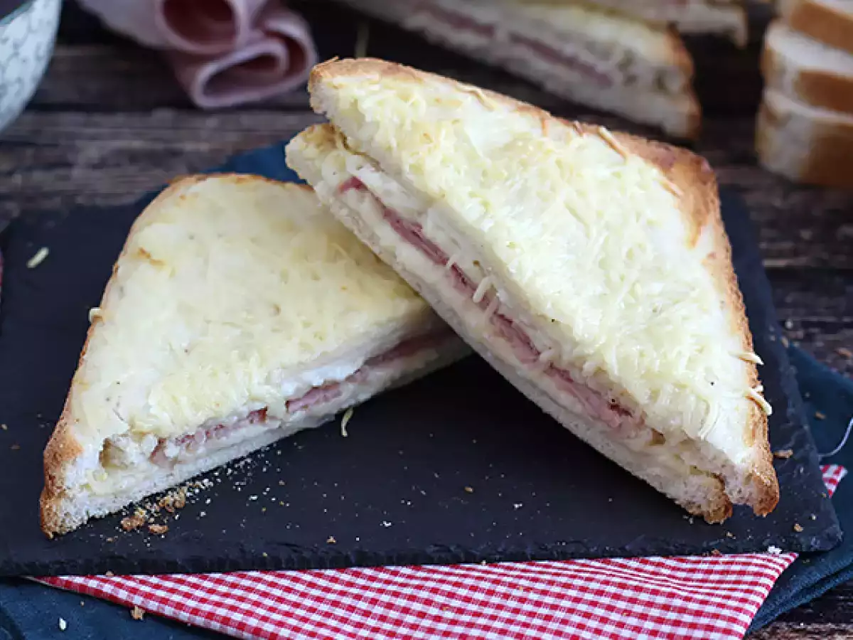 Gourmet-Croque-monsieur mit Bechamelsauce