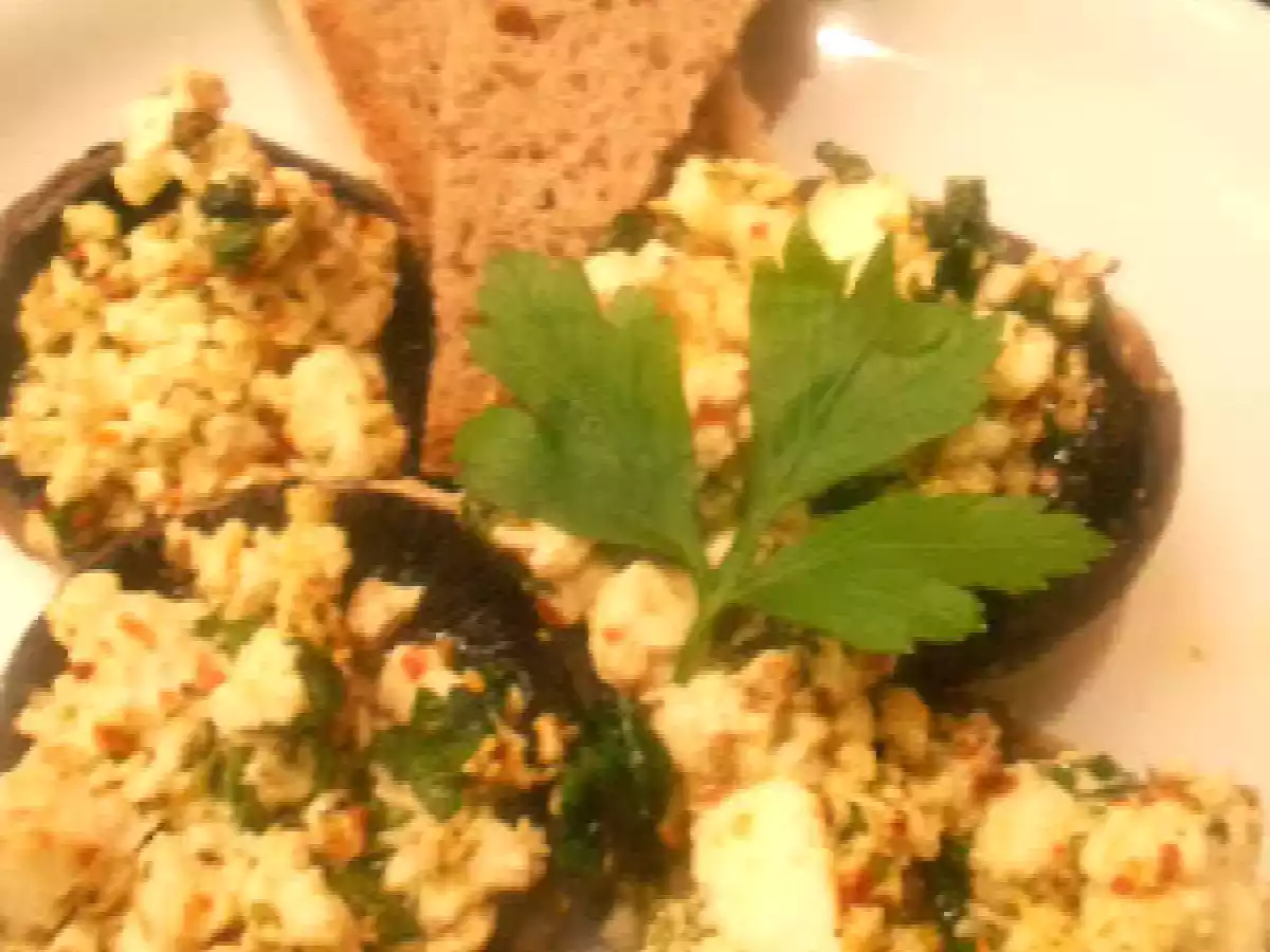 Gratinierte Champignons ... leichtes vegetarisches Abendessen