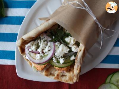 Gyros mit Lachs, das perfekte griechische Fischsandwich für den Sommer! - foto 4