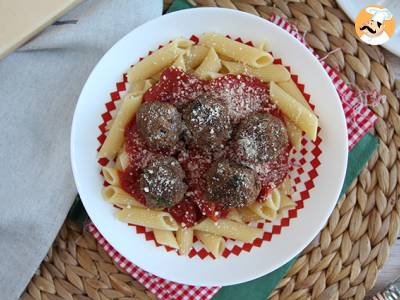 Hackbällchen aus Rindfleisch und Parmesan - foto 2