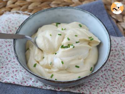 Leichte Mayonnaise mit hartgekochten Eiern und ohne Öl! Perfekt, wenn man keine rohen Eier essen kann. - foto 3