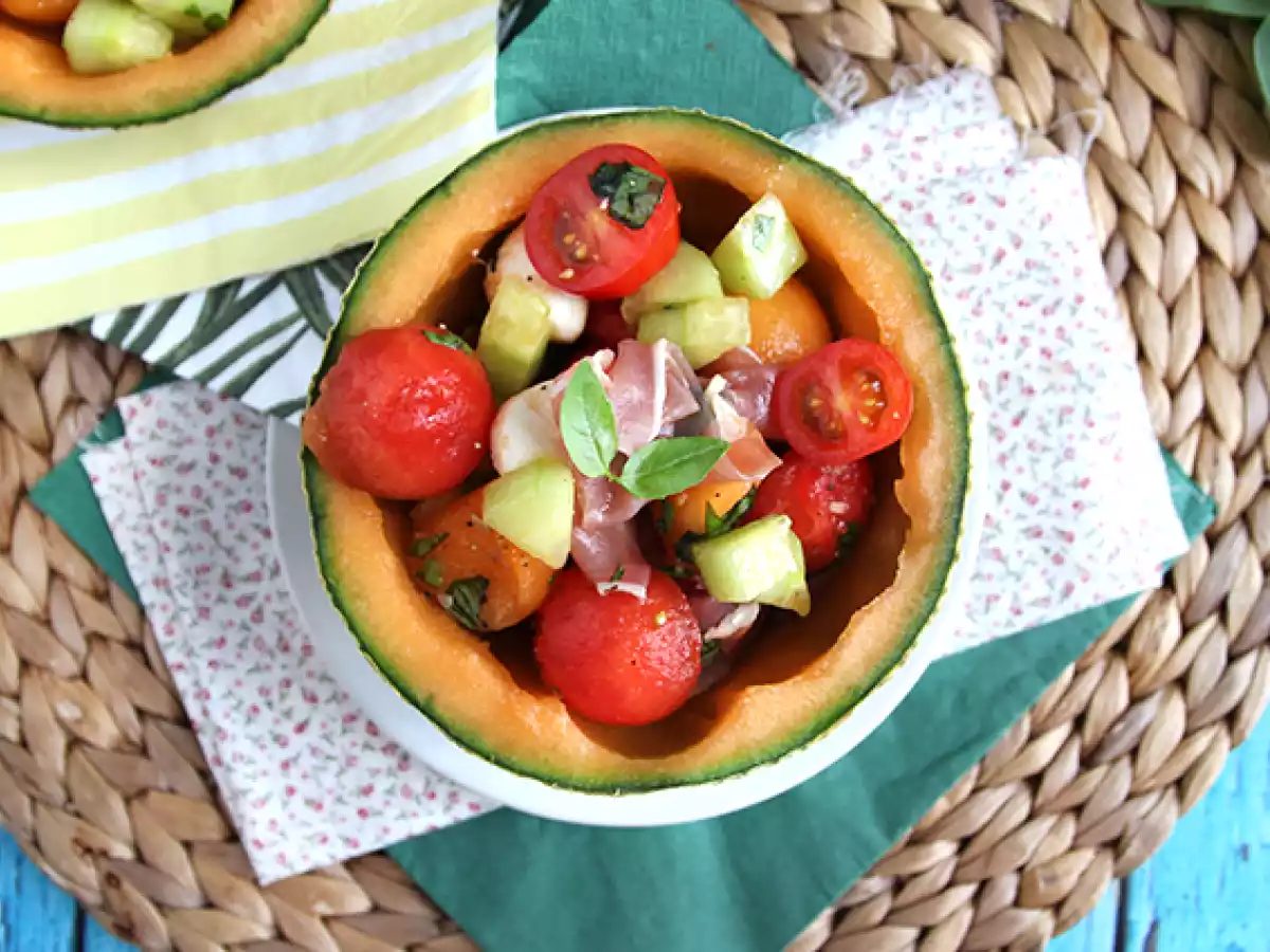 Melonensalat auf Melone - foto 4