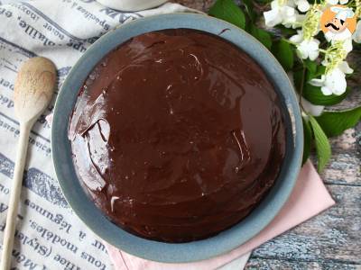 Nega-Maluca-Kuchen mit Brigadeiro-Glasur - foto 4