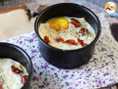 Oeufs cocotte chèvre et tomates séchées au Air Fryer! - foto 2