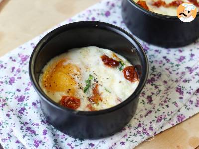 Oeufs cocotte chèvre et tomates séchées au Air Fryer! - foto 4