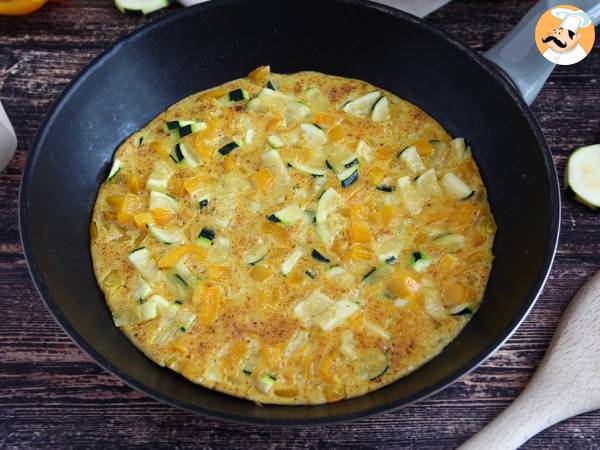 Omelette mit Paprika und Zucchini