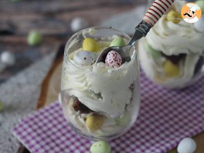 Ostergläser mit Brownie und Schlagsahne - foto 4