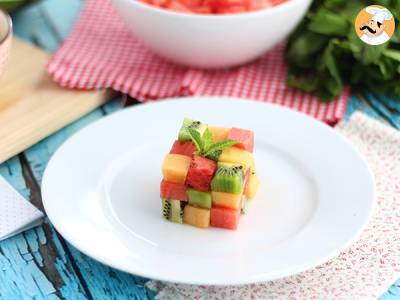 Rubik's Cube aus Früchten, der Design-Obstsalat - foto 3