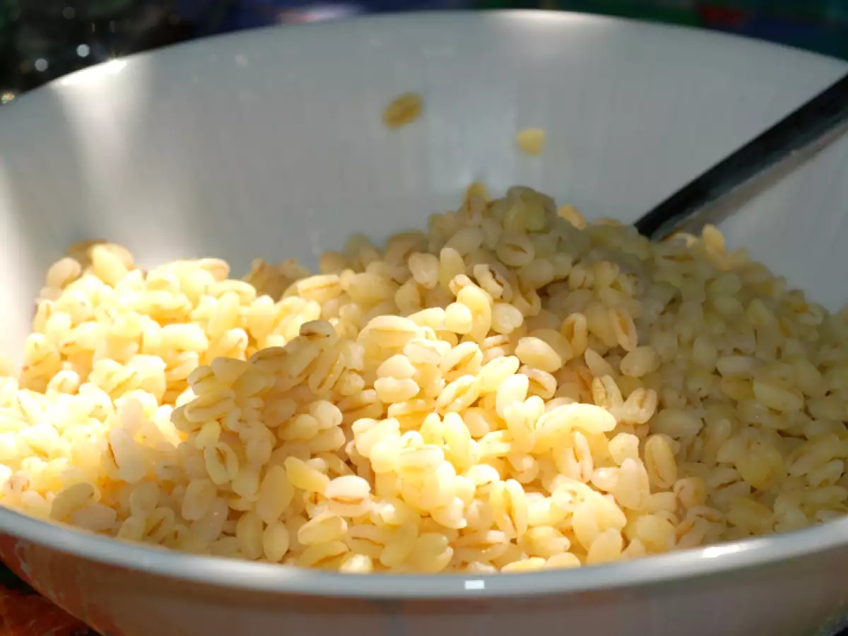 Sonnenweizen an einem Sonnentag - foto 2