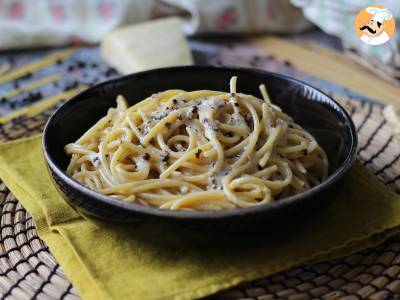 Spaghetti Cacio e Pepe: 3 Zutaten, eine Geschmacksexplosion!