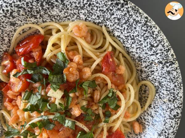 Spaghetti mit Garnelen und Kirschtomaten, ein schnelles Rezept für einen leckeren ersten Gang