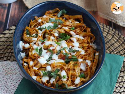 Tagliatelle al forno, das Anti-Verschwendungs-Rezept für übrig gebliebene Nudeln