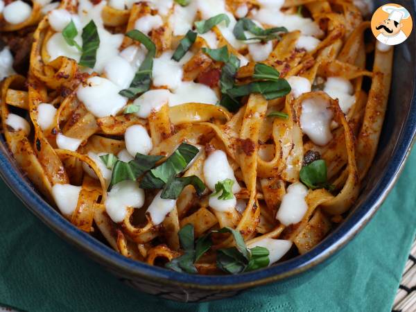 Tagliatelle al forno, das Anti-Verschwendungs-Rezept für übrig gebliebene Nudeln - foto 2