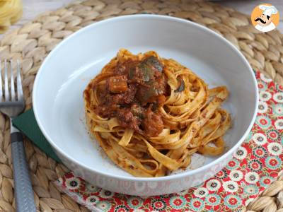 Tagliatelle mit Zucchini-Ragout, eine vegetarische Vorspeise, die alle lieben!