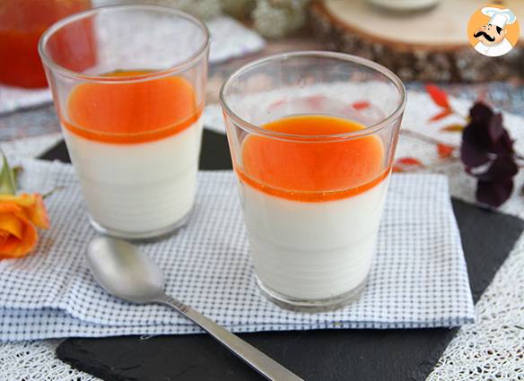 Vanille Panna Cotta Mit Aprikosencoulis Rezept Petitchef