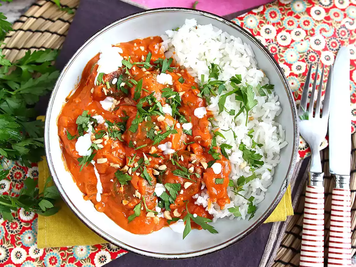 Vegane Malai Kofta: Kichererbsenfleischbällchen mit Tomatensauce - foto 5